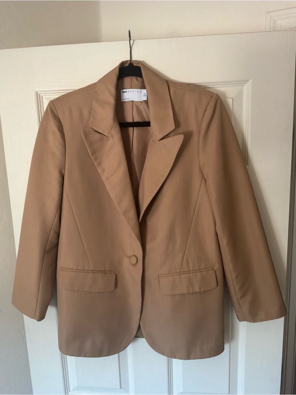 ASOS tan blazer Size 0 
Oversized relaxed look